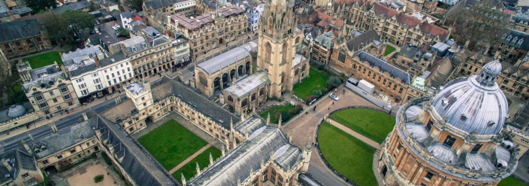 Bird's view of the historic city of Oxford